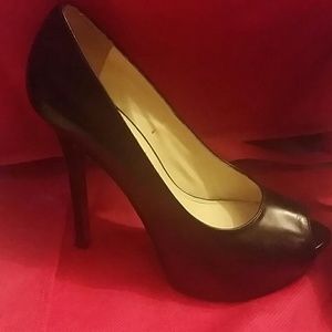 Black peep toe pumps